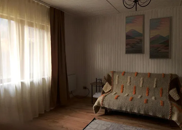 сільська 3*